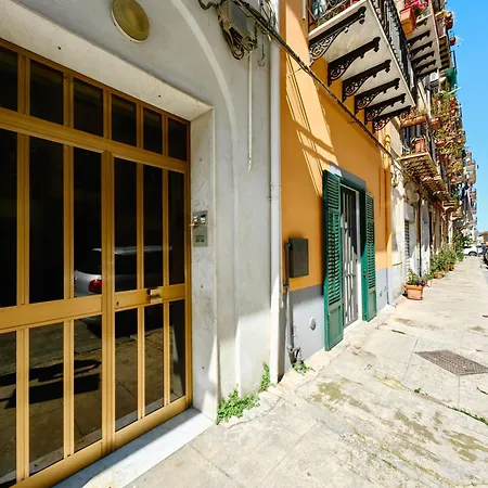 Apartamento 61, Cozy Oasis With Mini Pool And Courtyard *