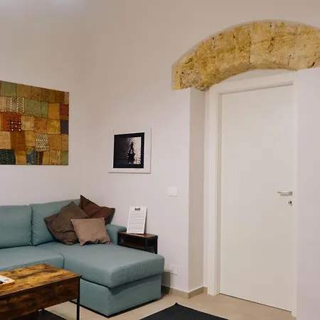 Apartment 61