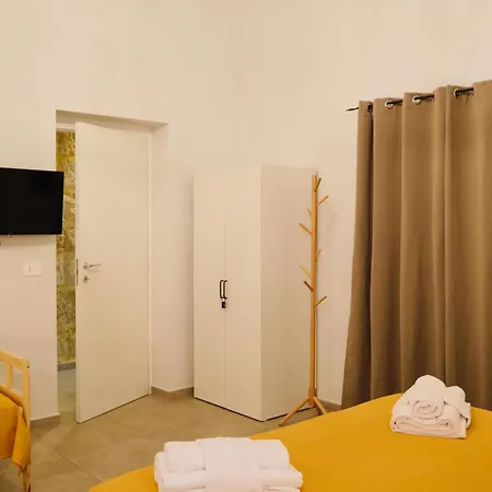 61 Apartment