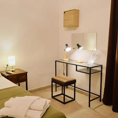 61, Urban Oasis With Mini Pool And Courtyard Apartamento