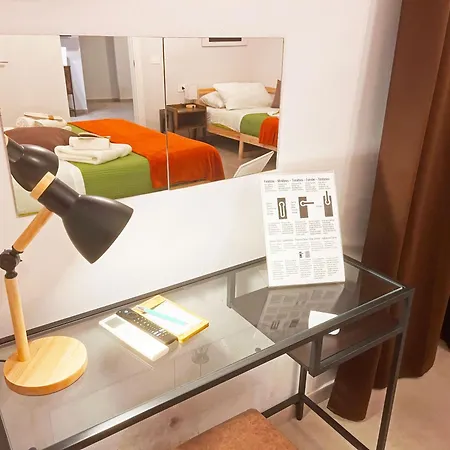 61 Urban Oasis With Private Mini Pool & Courtyard - Families & Groups Apartamento
