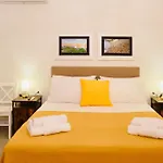 Apartment 61 Urban Oasis With Private Mini Pool & Courtyard - Families & Groups Palermo