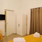61 Urban Oasis With Private Mini Pool & Courtyard - Families & Groups Apartment