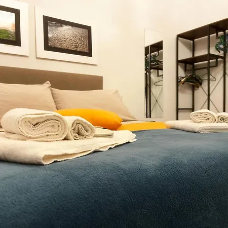 Appartement 61 Urban Oasis With Private Mini Pool & Courtyard - Families & Groups